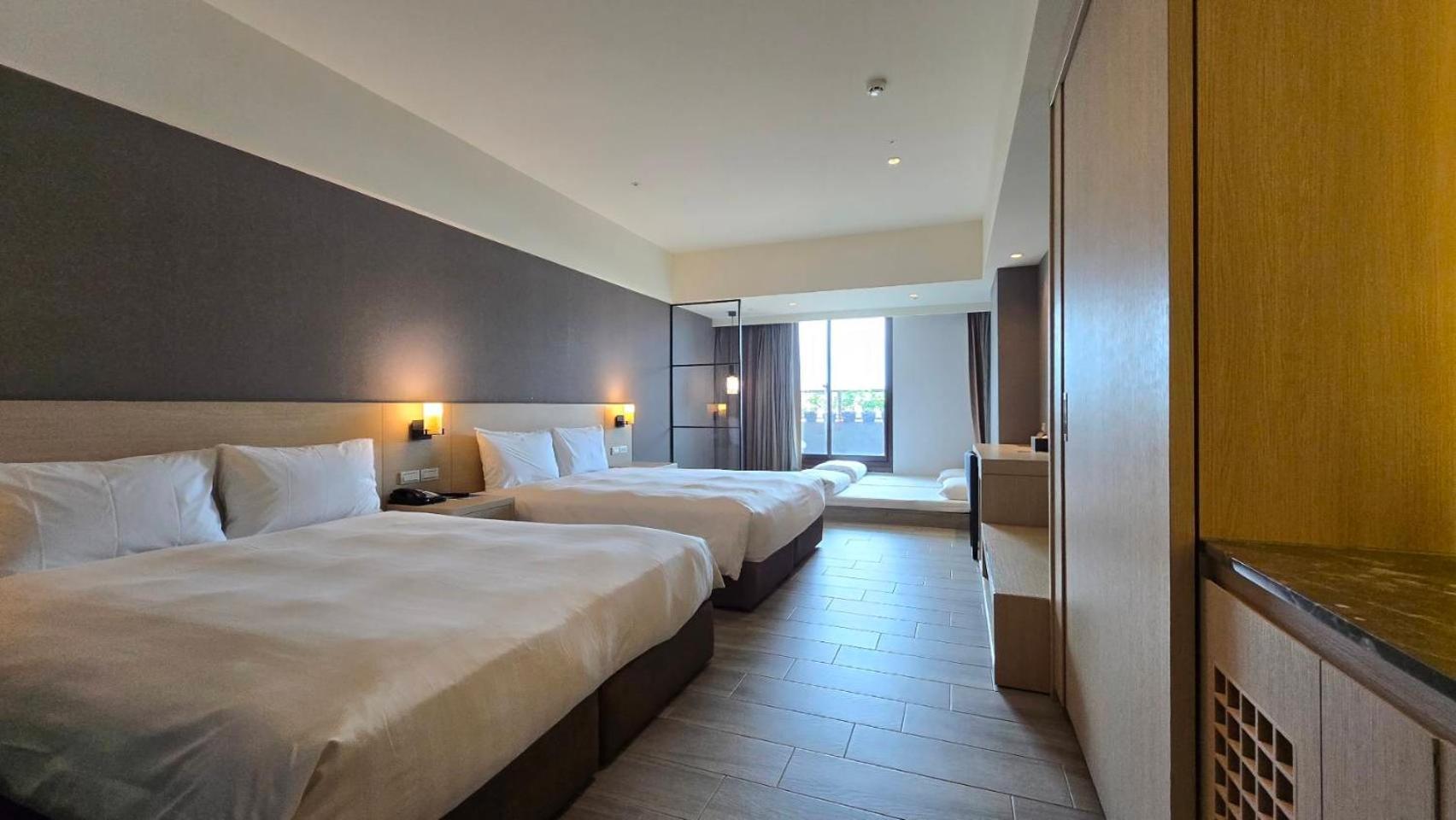 Grand Bay Resort Hotel Heng-ch'un Esterno foto Deluxe Family Room